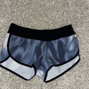 HURLEY WOMEN'S PHANTOM™ BEACH RIDER BOARDSHORTS